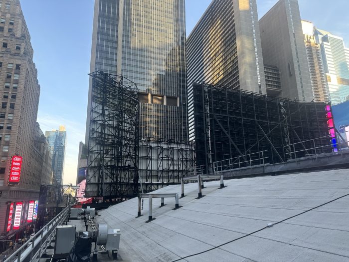  Project: Restoring Times Square: How Alpine Painting Revitalized a Landmark Billboard