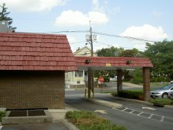 Back view of Valley National Bank Fair Lawn Drive-thru after painting. 