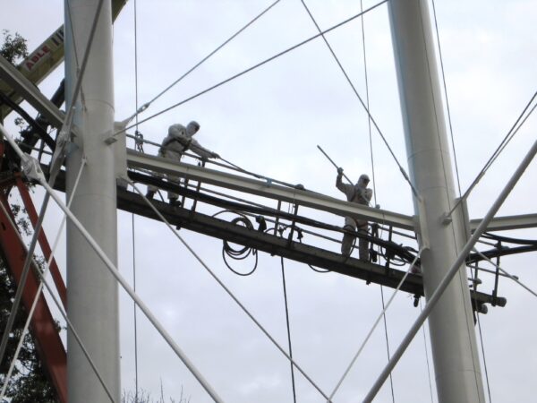  Scaffolding and Containment